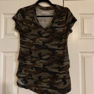 Camo Latched Mama top size XS